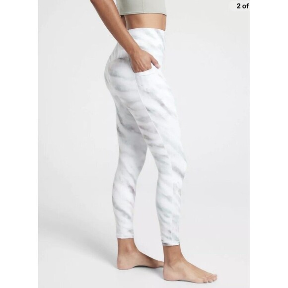 ATHLETA Salutation Stash Pocket II 7/8 Crop SP High Waist‎ Legging White Tie Dye - Picture 11 of 12